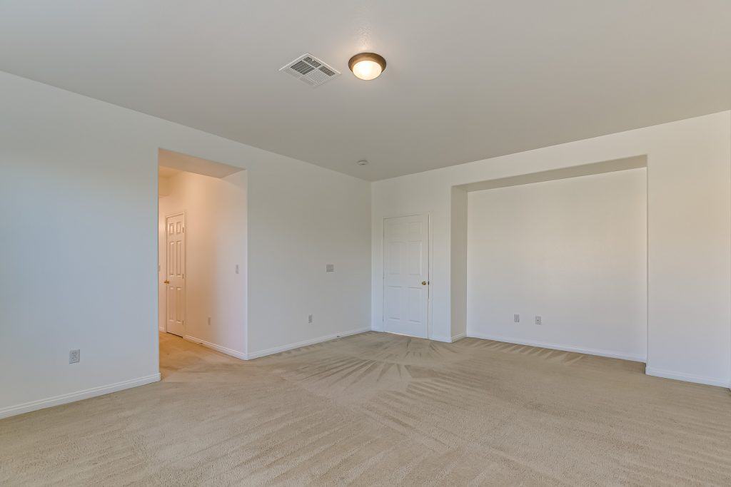 7309 Savannah Falls Str-15