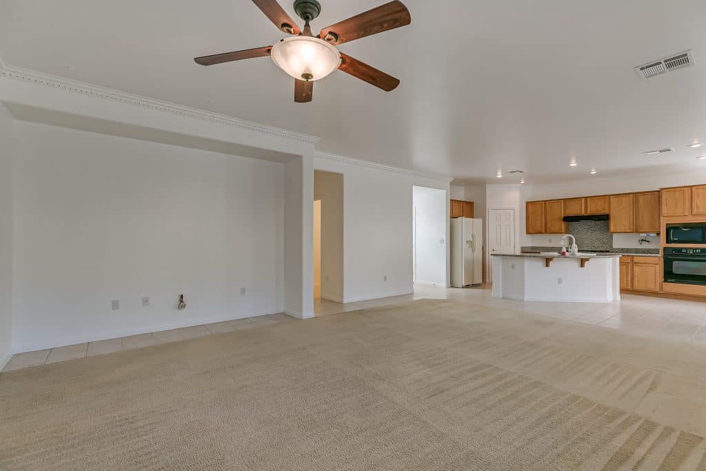7309 Savannah Falls Str-9